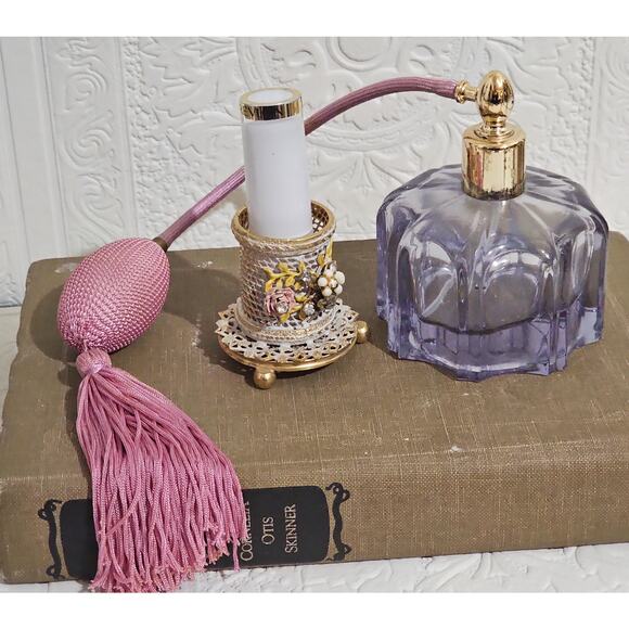 Vintage Filigree Lipstick Holder Floral Rhinestone Vanity Decor Coquette - Picture 2 of 8